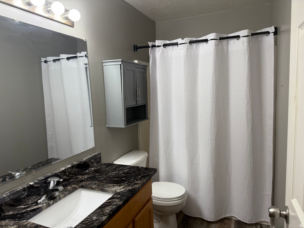 NEW TOWN SQUARE - Residential