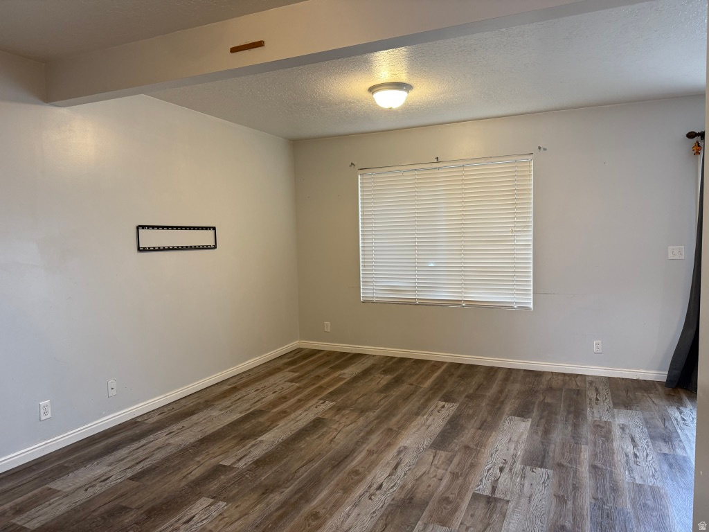 NEW TOWN SQUARE - Residential