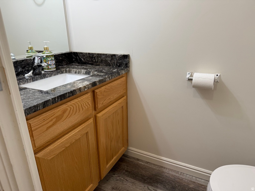 NEW TOWN SQUARE - Residential