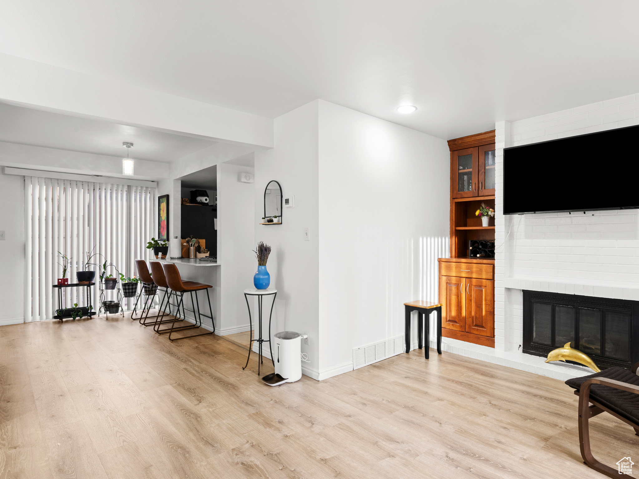 WILLOWS CONDM - Residential
