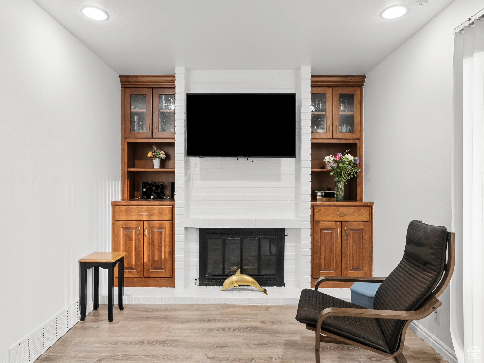 WILLOWS CONDM - Residential