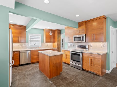 Tiny photo for 2742 S ALDEN ST E, Salt Lake City, UT 84106 (MLS # 2127548)