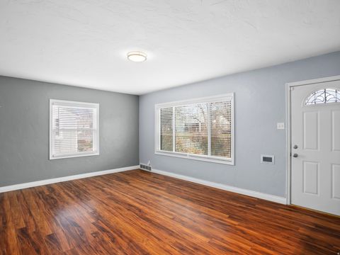 Tiny photo for 2742 S ALDEN ST E, Salt Lake City, UT 84106 (MLS # 2127548)