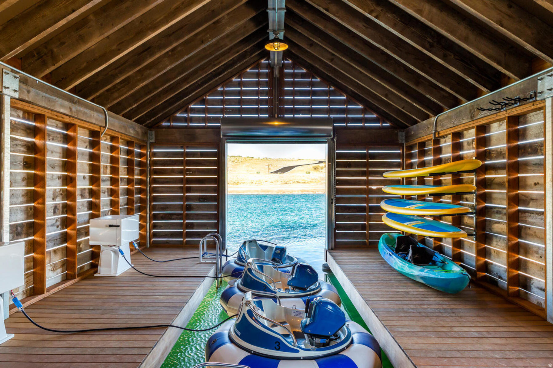 VICTORY RANCH - Land