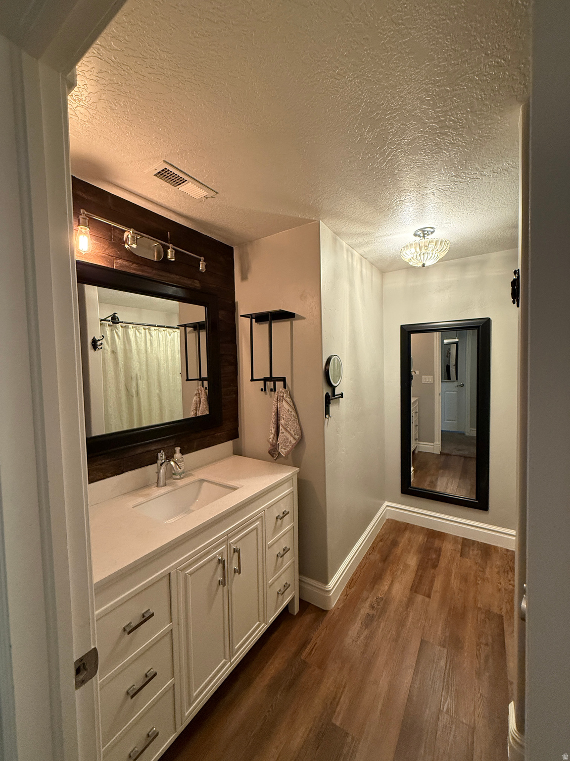 CANYON VIEW  EST - Residential
