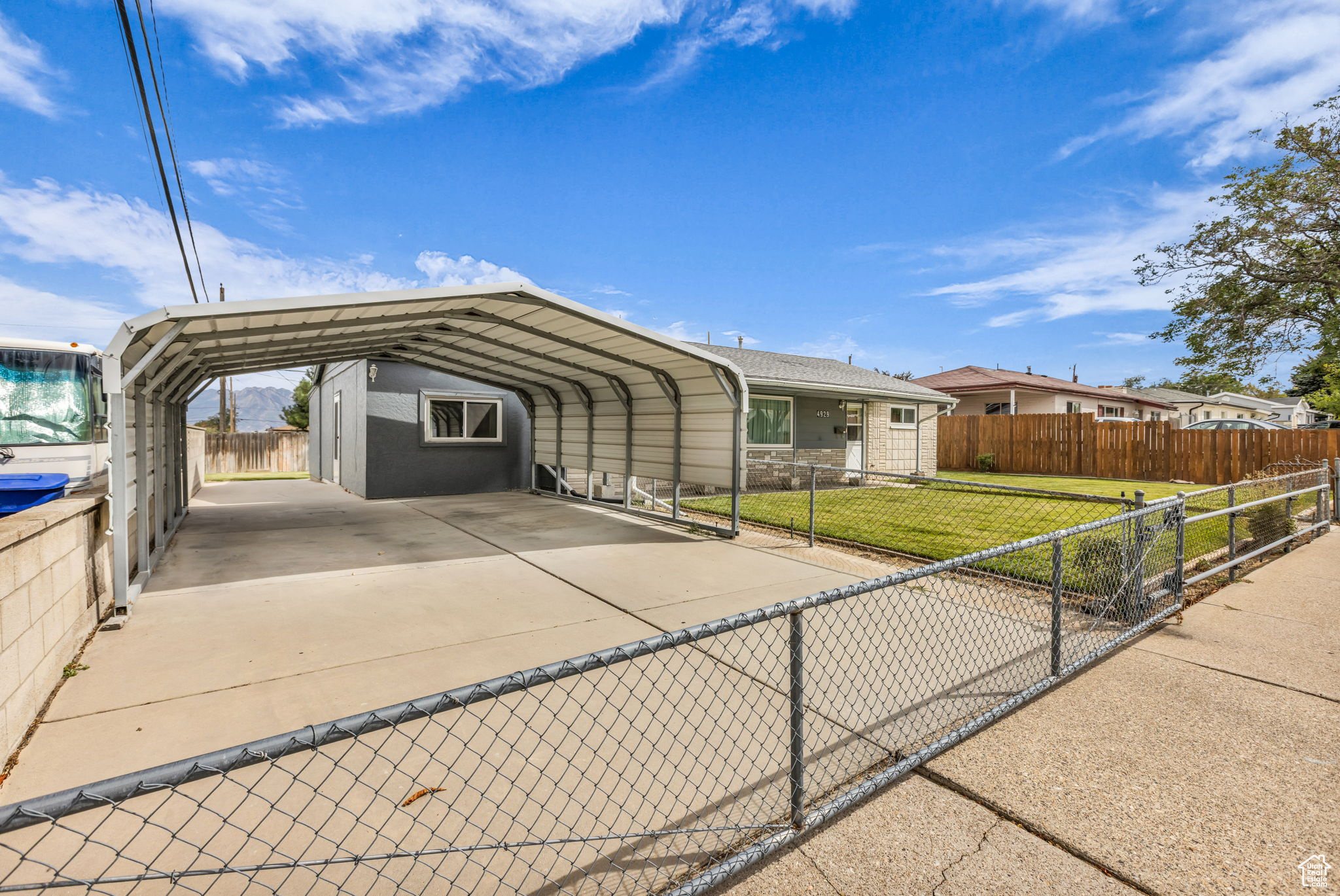 HOFFMAN HEIGHTS - Residential