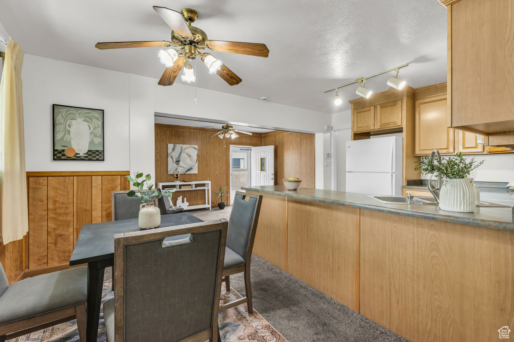 HOFFMAN HEIGHTS - Residential