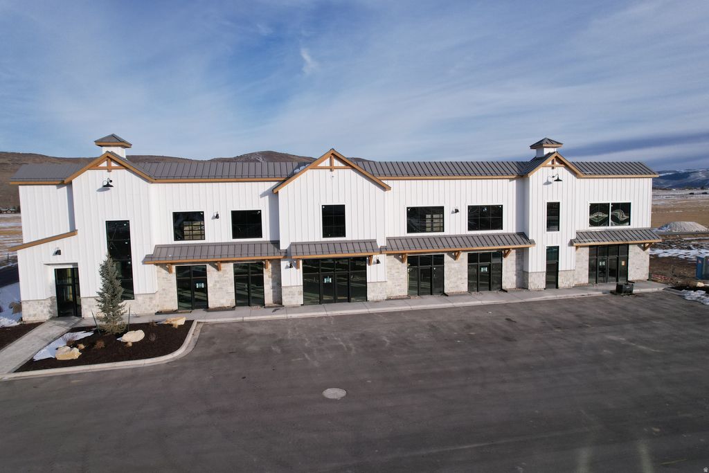 Photo of 1224 S HARWOOD WAY E, Francis, UT 84036 (MLS # 2133991)