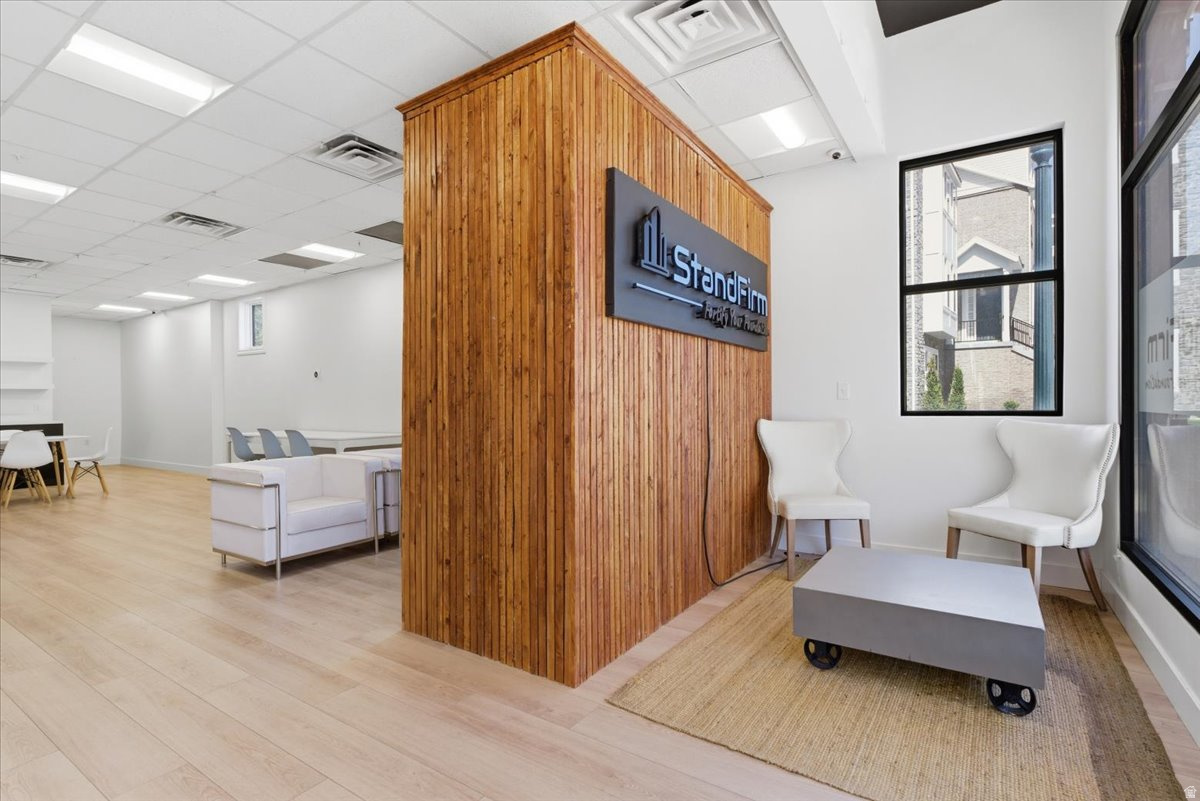 RIVERWOODS - Commercial Sale