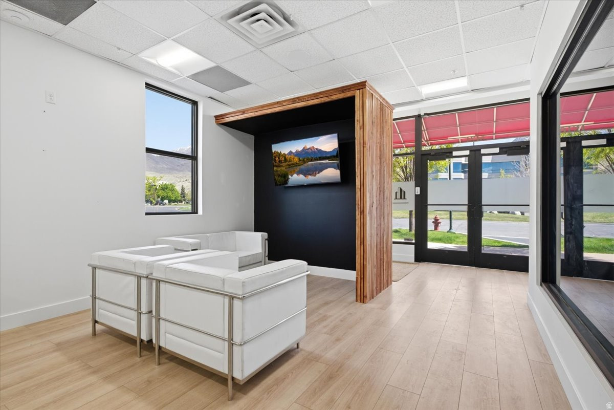 RIVERWOODS - Commercial Sale