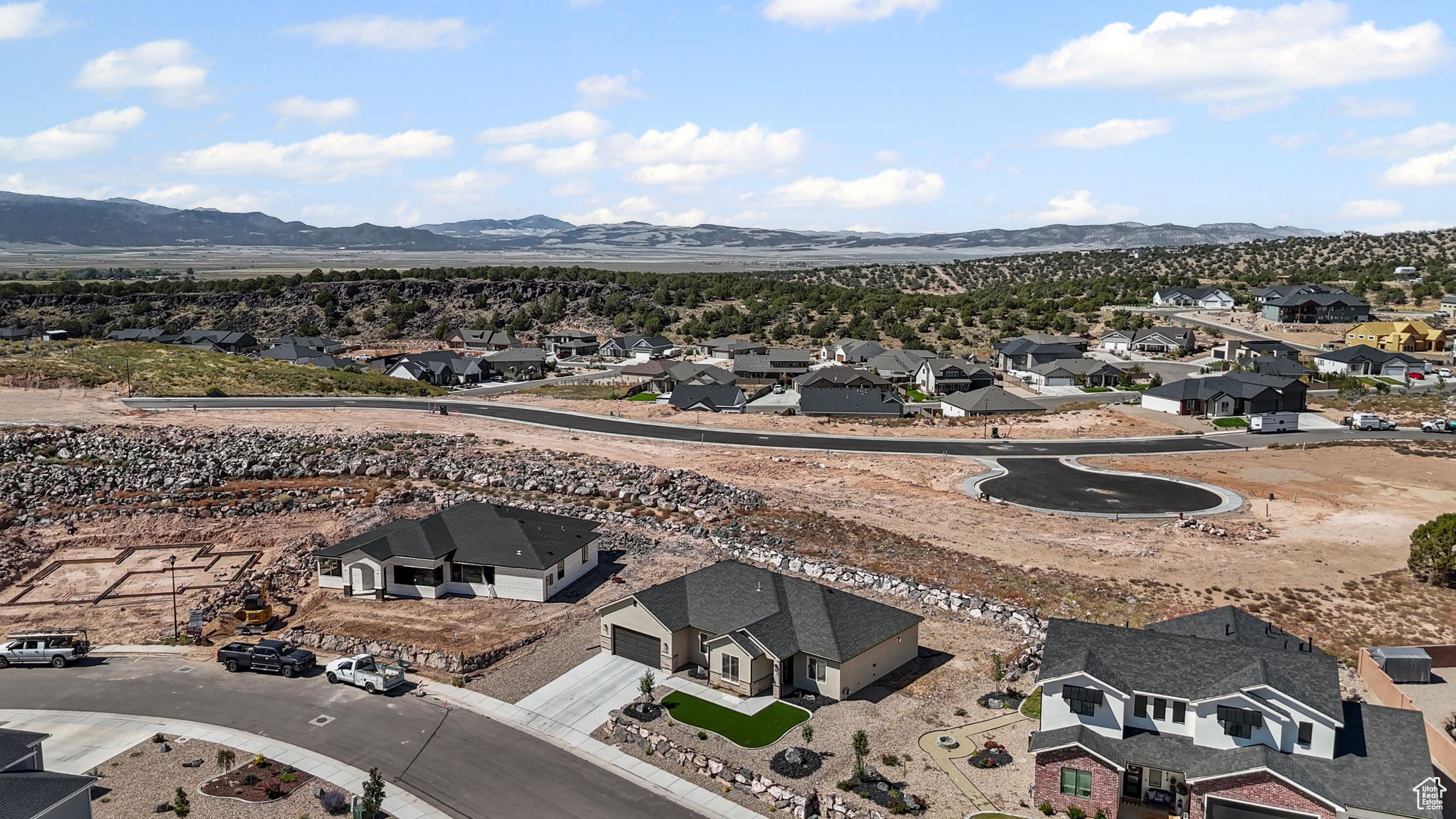 TALON POINTE - Residential