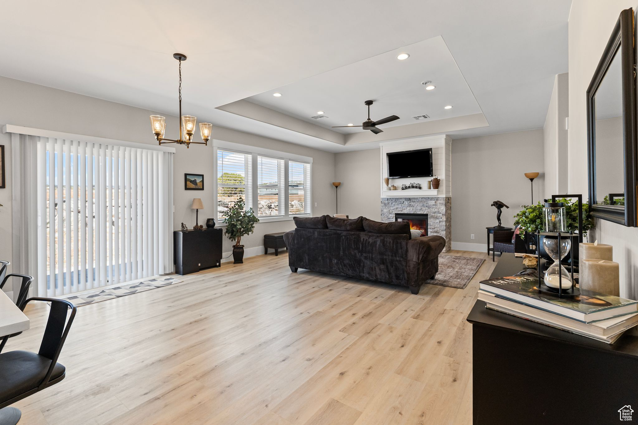 TALON POINTE - Residential