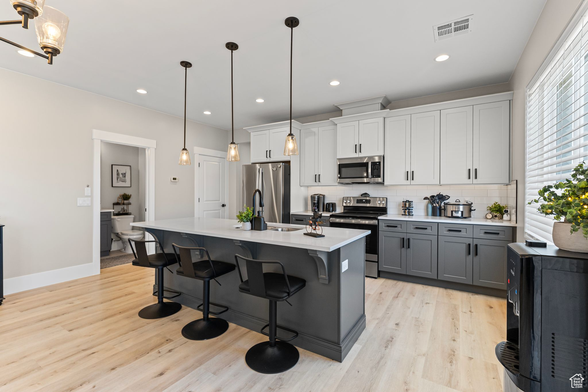 TALON POINTE - Residential