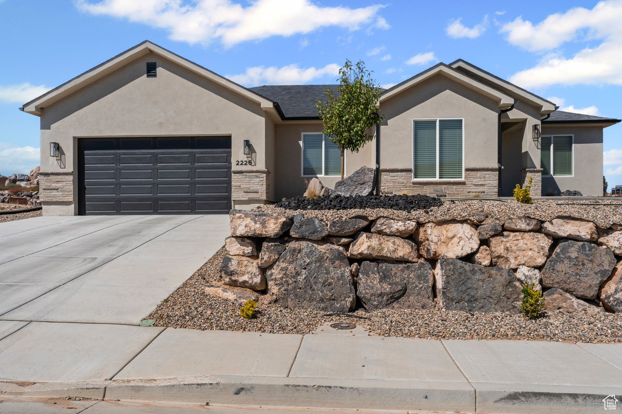 TALON POINTE - Residential