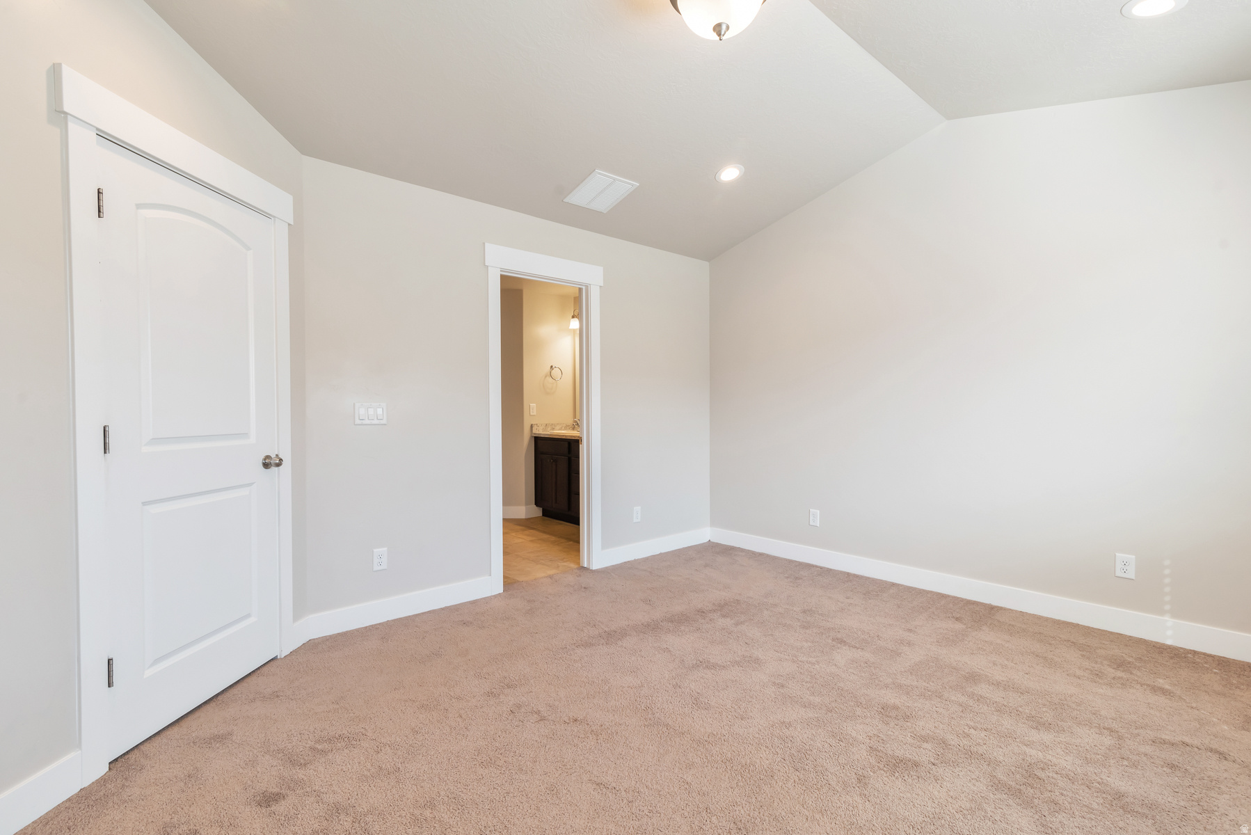 THE EXCHANGE - Residential