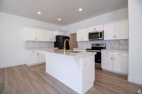 Tiny photo for 422 E 360 N, Vineyard, UT 84059 (MLS # 2131662)