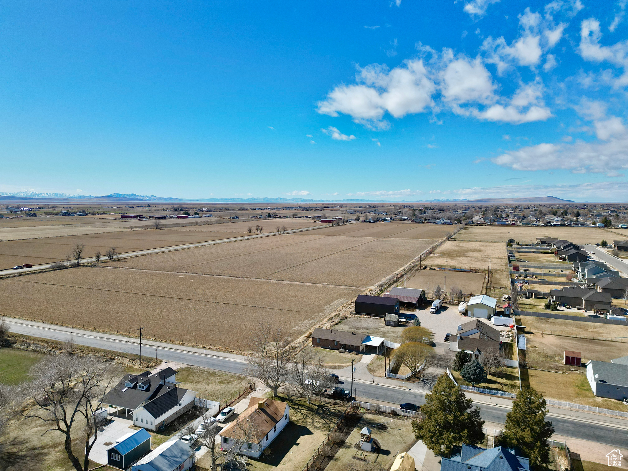 5785 S 5500, Hooper, Utah image 35