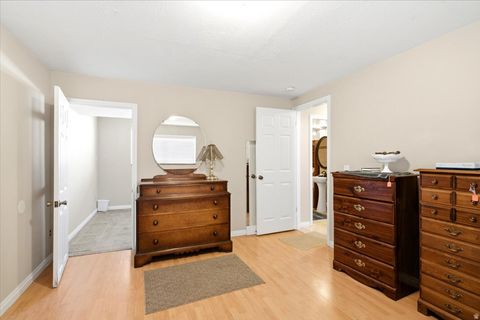 Tiny photo for 2626 W 1700 N, Clinton, UT 84015 (MLS # 2169425)