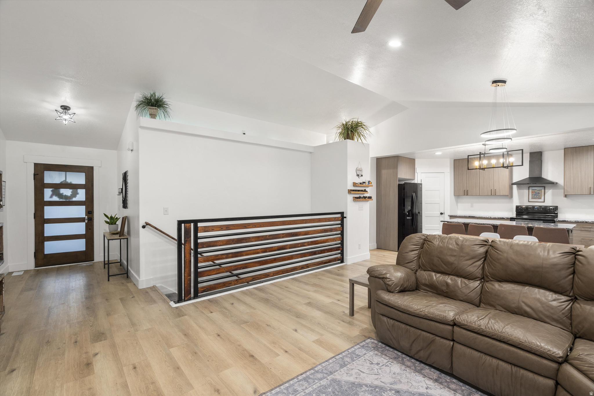 BELMONT SPRINGS PARK - Residential