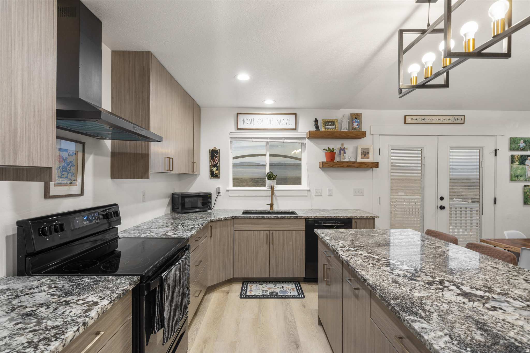 BELMONT SPRINGS PARK - Residential