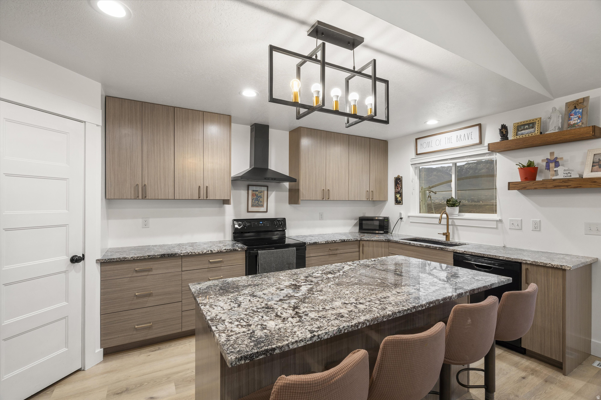 BELMONT SPRINGS PARK - Residential