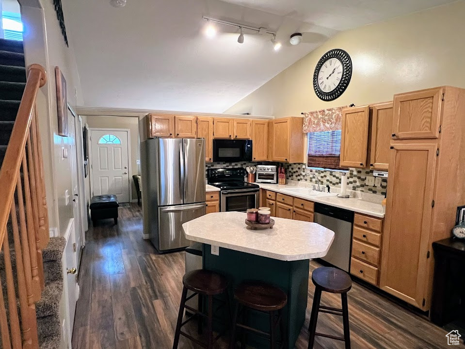 TUSCANY TOWN HOMES - Residential