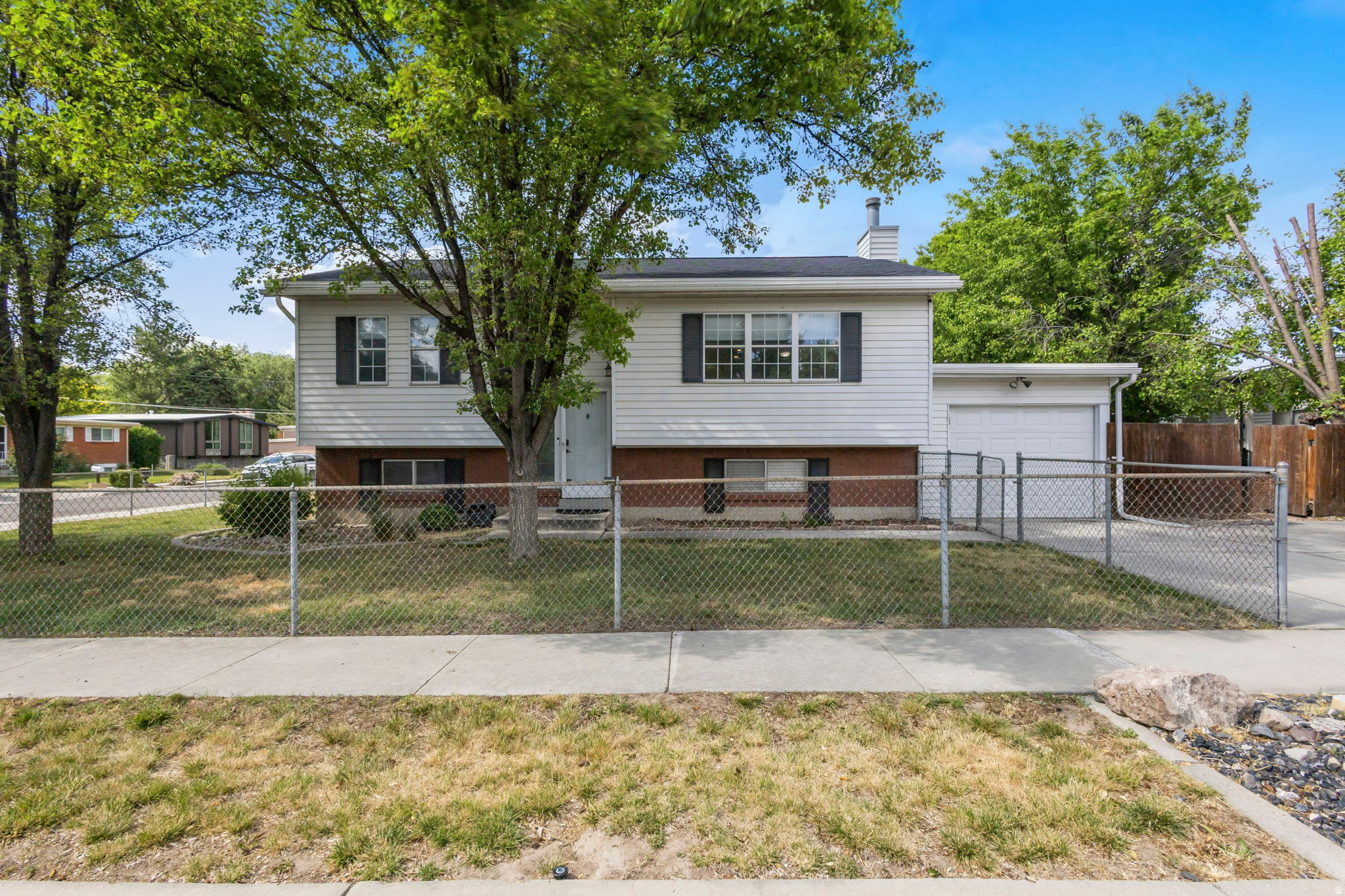 SCOTTSVILLE SUB - Residential