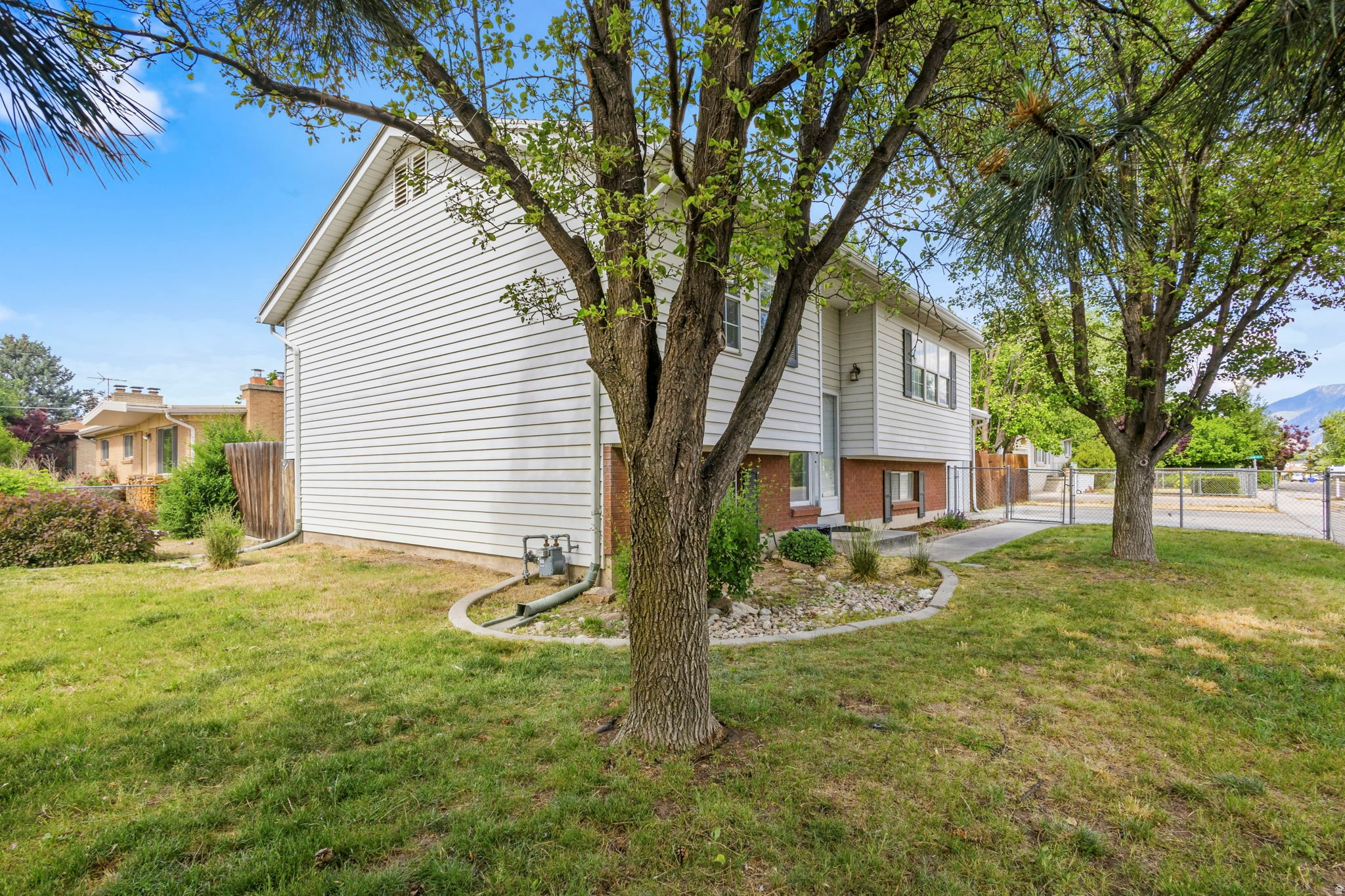 SCOTTSVILLE SUB - Residential