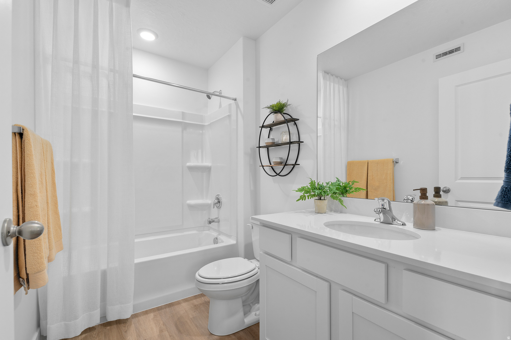 INVERNESS BY D.R. HORTON - Residential