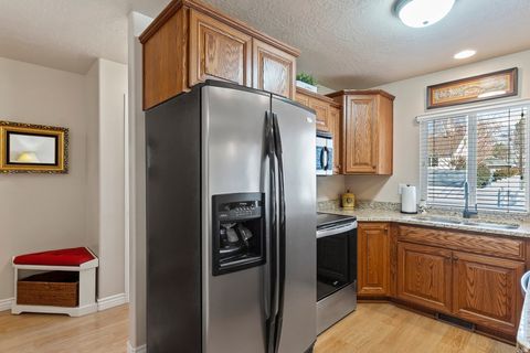 Tiny photo for 679 S CLEARWATER DR, Layton, UT 84041 (MLS # 2132446)