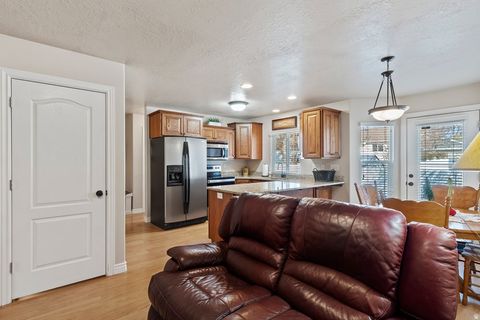 Tiny photo for 679 S CLEARWATER DR, Layton, UT 84041 (MLS # 2132446)