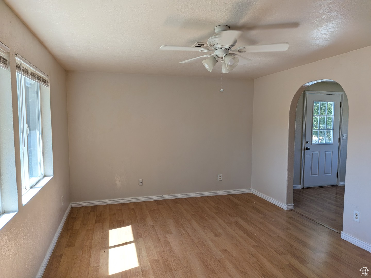 SPANISH TRAIL ESTATE - Residential