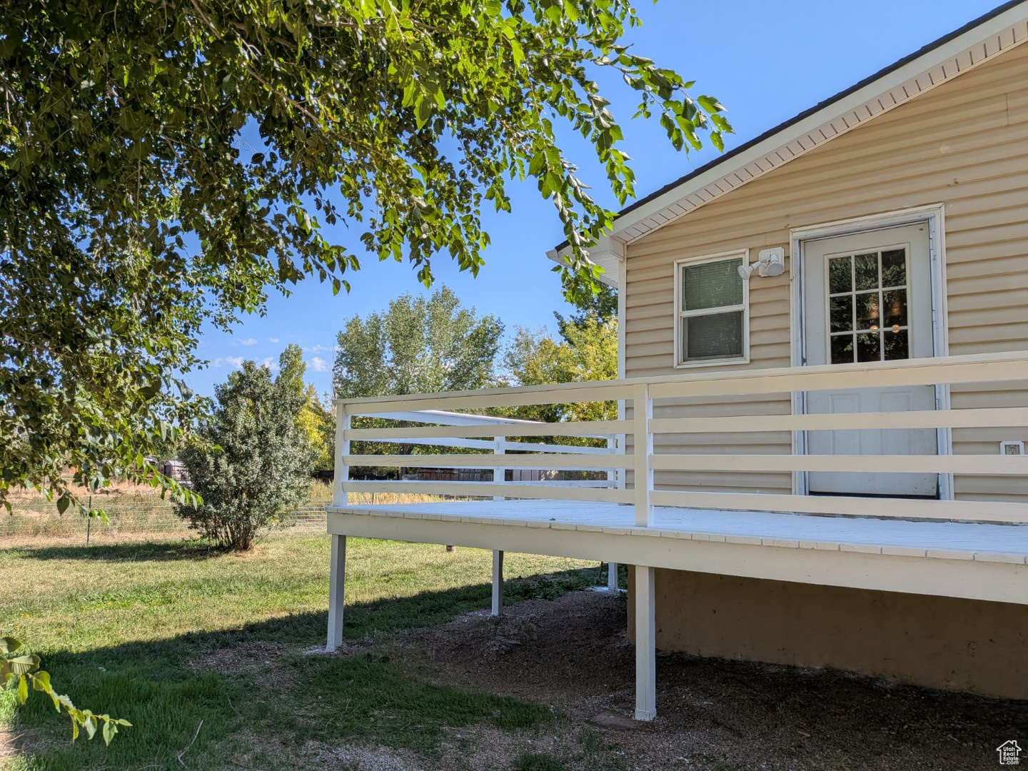 SPANISH TRAIL ESTATE - Residential