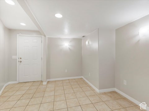 Tiny photo for 8354 S OAK GATE DR W, West Jordan, UT 84081 (MLS # 2187242)
