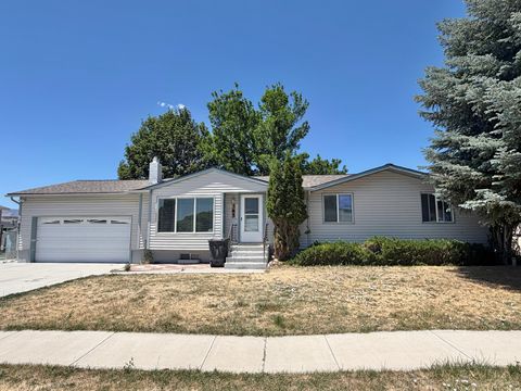 Tiny photo for 385 N COTTONWOOD VIEW DR, Orangeville, UT 84537 (MLS # 2166844)