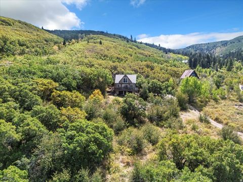 Tiny photo for 212 N PINE DR E #38, Huntsville, UT 84317 (MLS # 2151673)