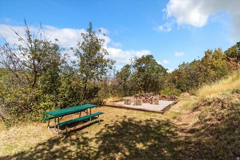 Tiny photo for 212 N PINE DR E #38, Huntsville, UT 84317 (MLS # 2151673)