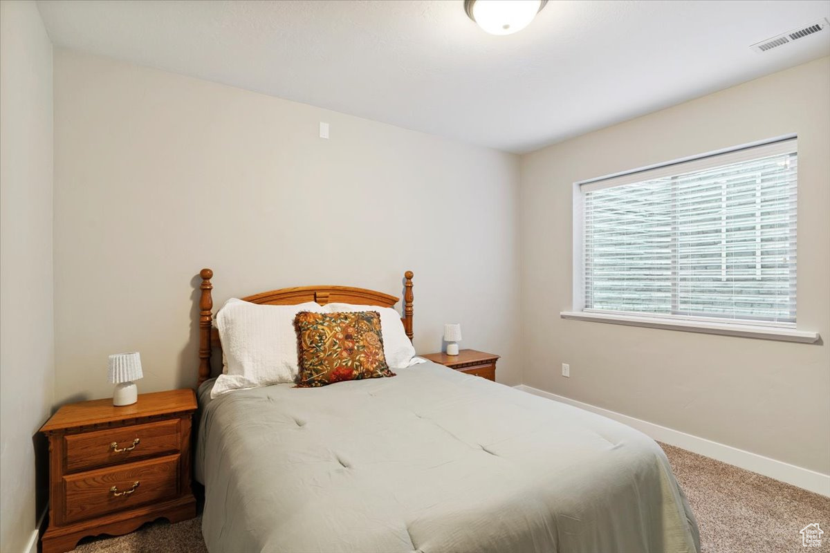 SUNRIDGE COURT - Residential
