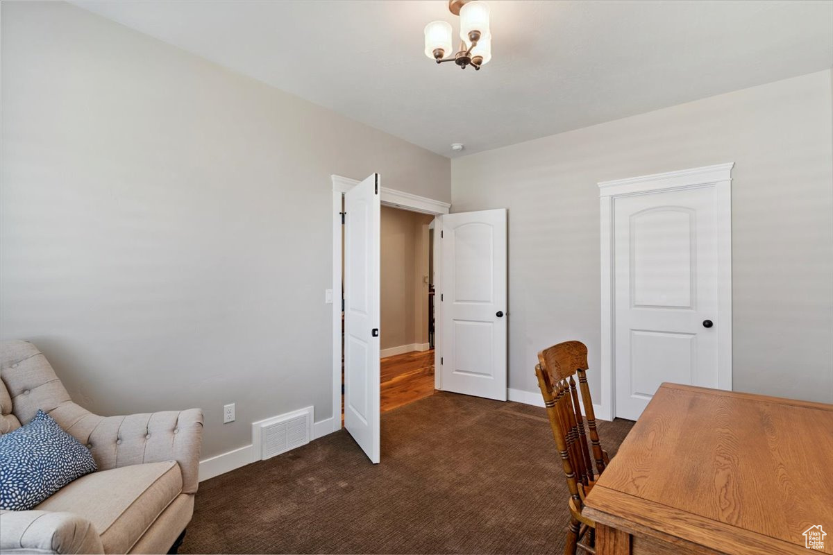 SUNRIDGE COURT - Residential