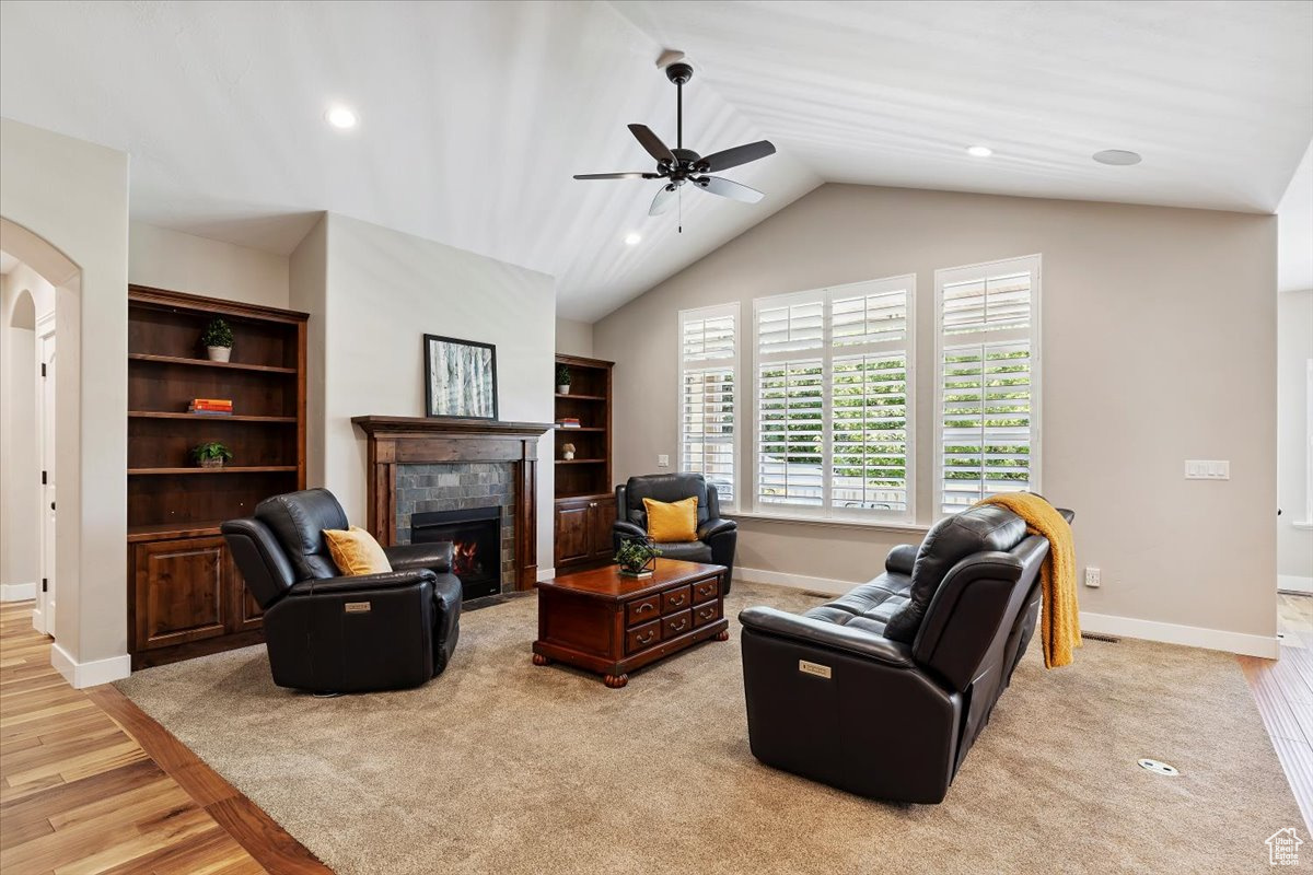 SUNRIDGE COURT - Residential