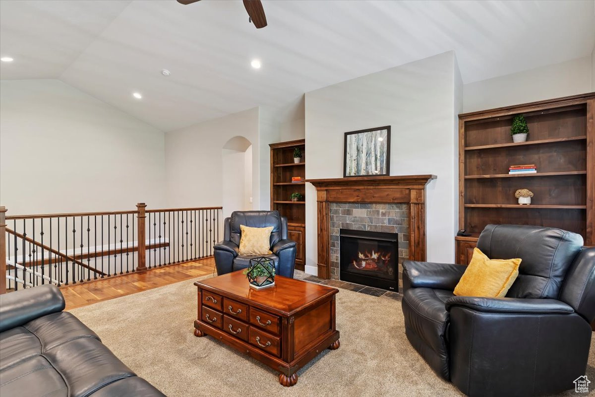 SUNRIDGE COURT - Residential