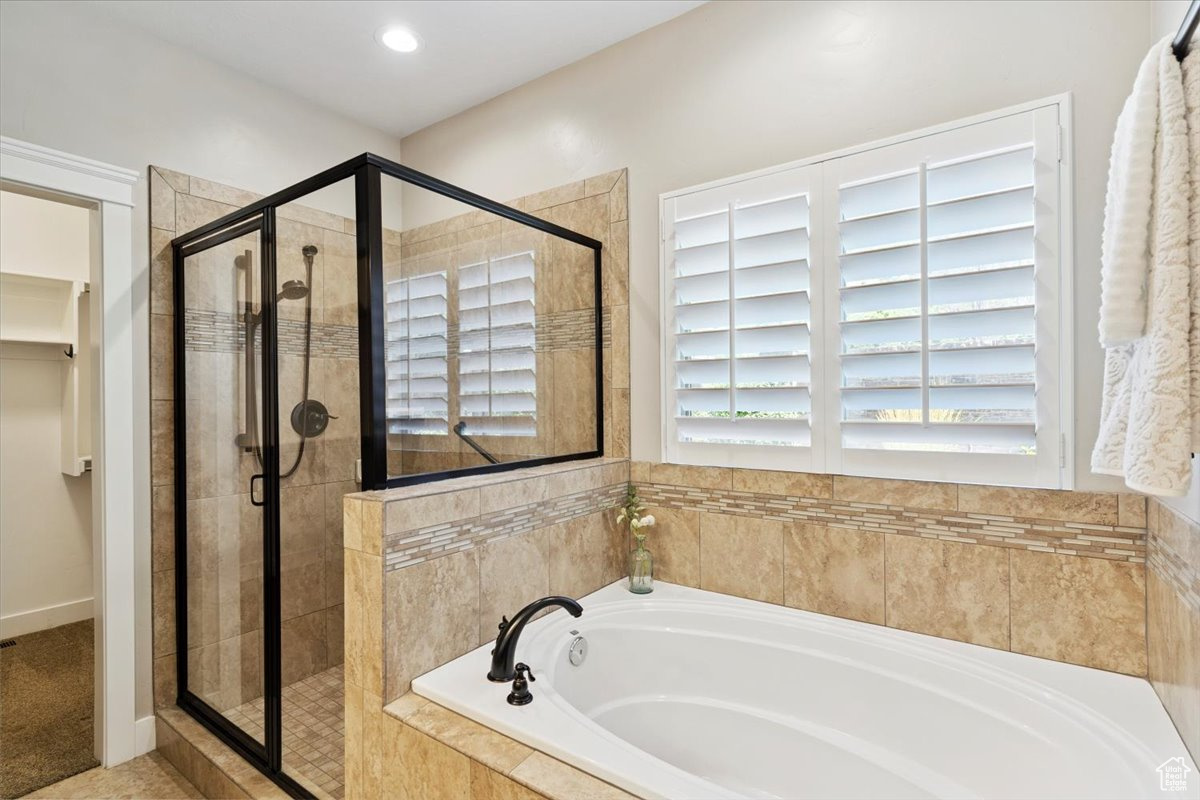 SUNRIDGE COURT - Residential