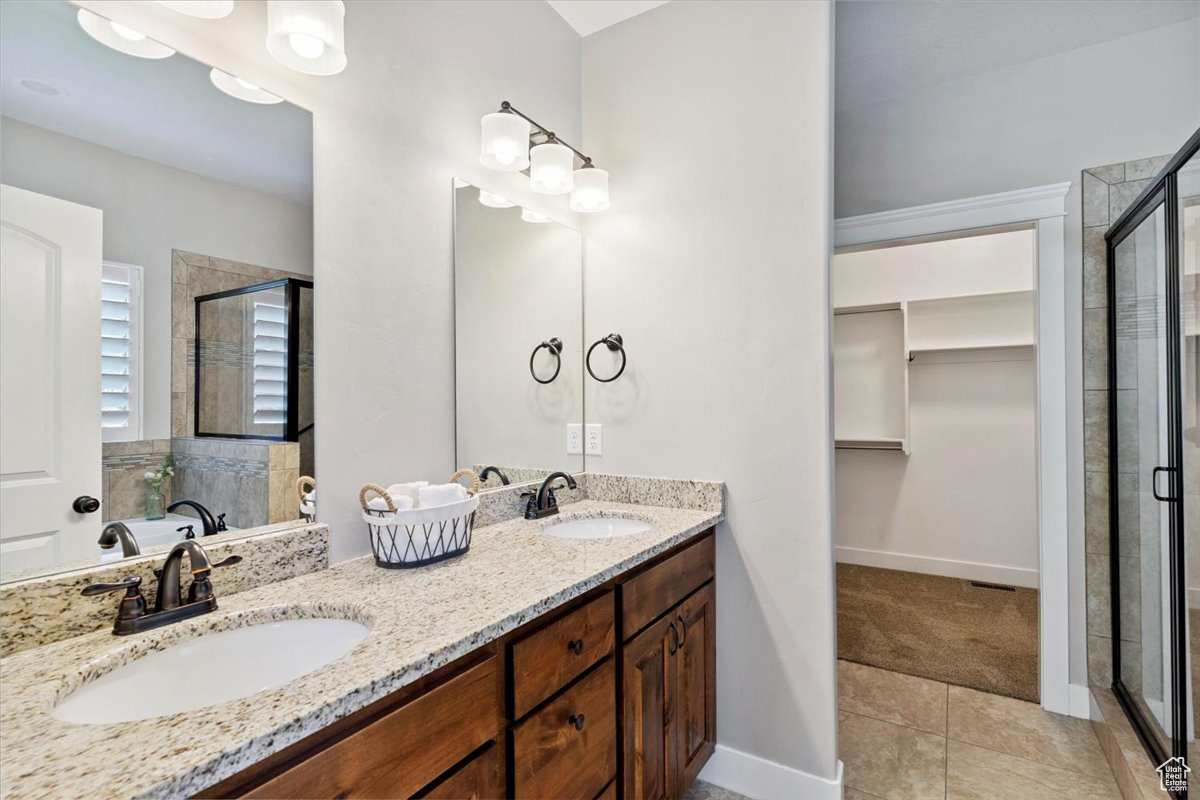 SUNRIDGE COURT - Residential
