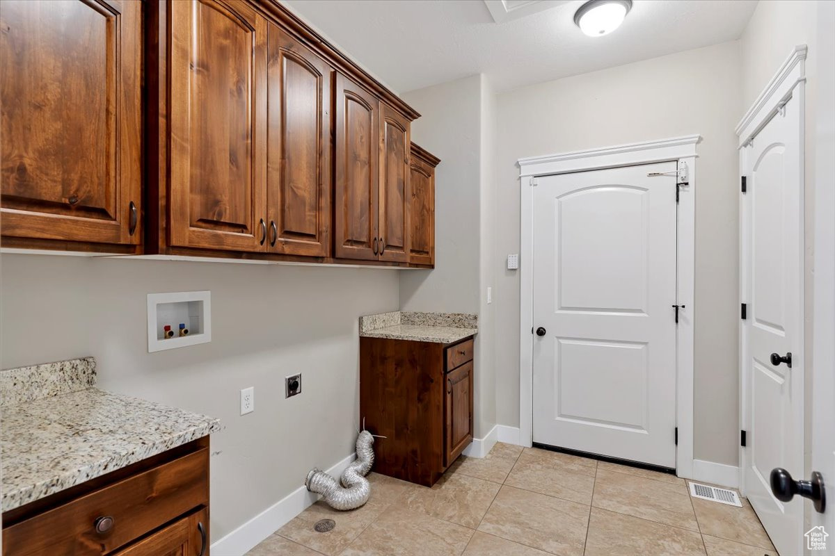 SUNRIDGE COURT - Residential