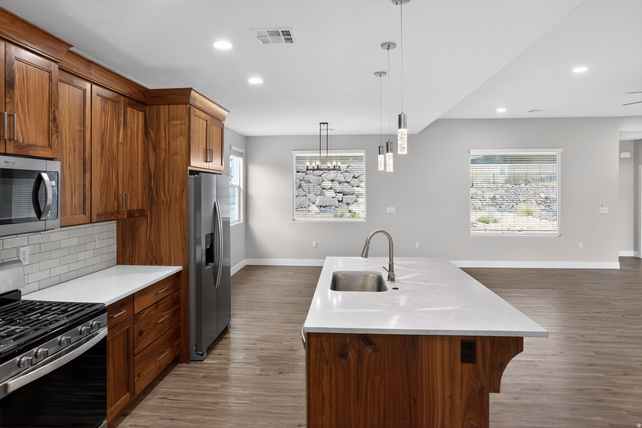 FIRE ROCK - Residential