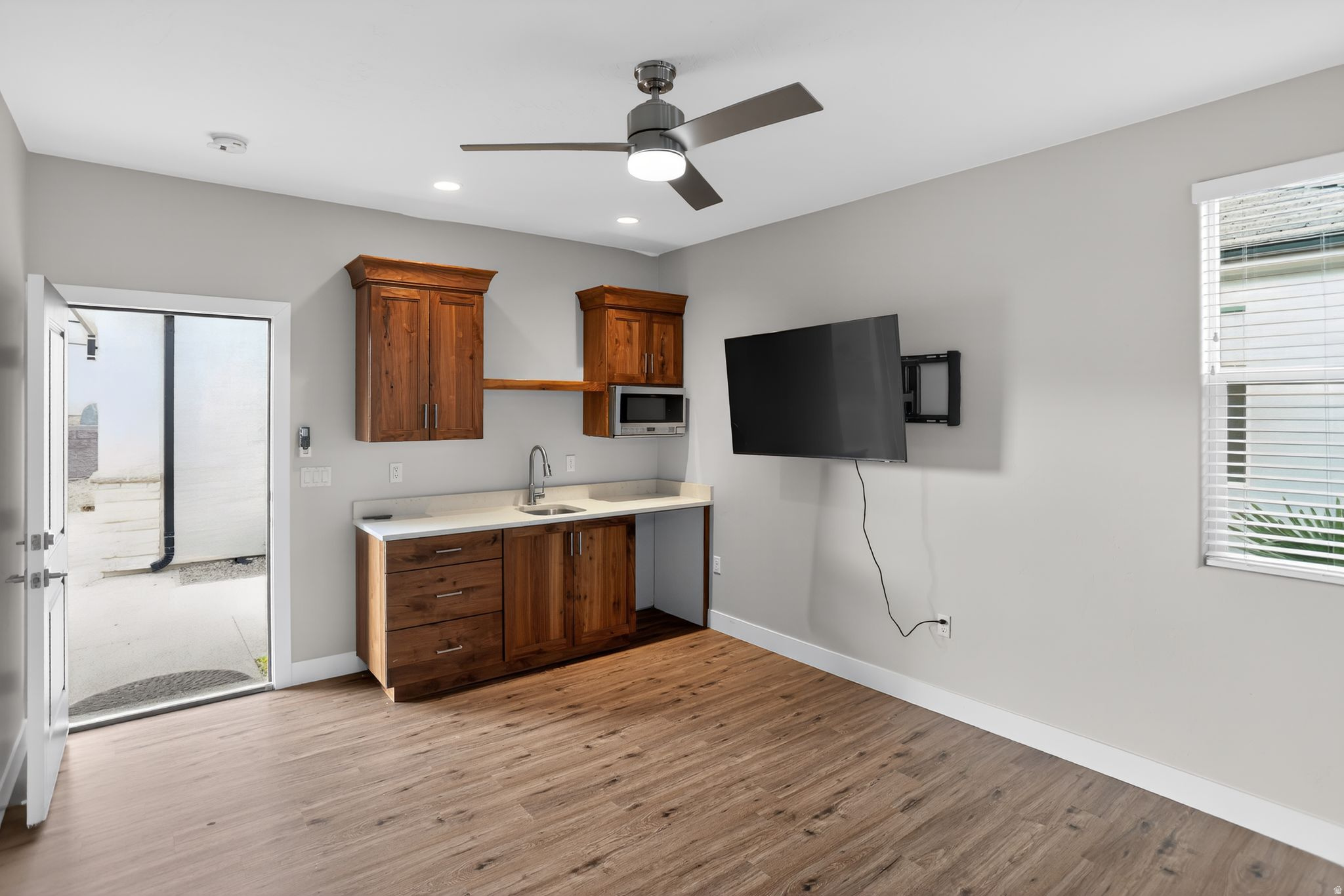 FIRE ROCK - Residential