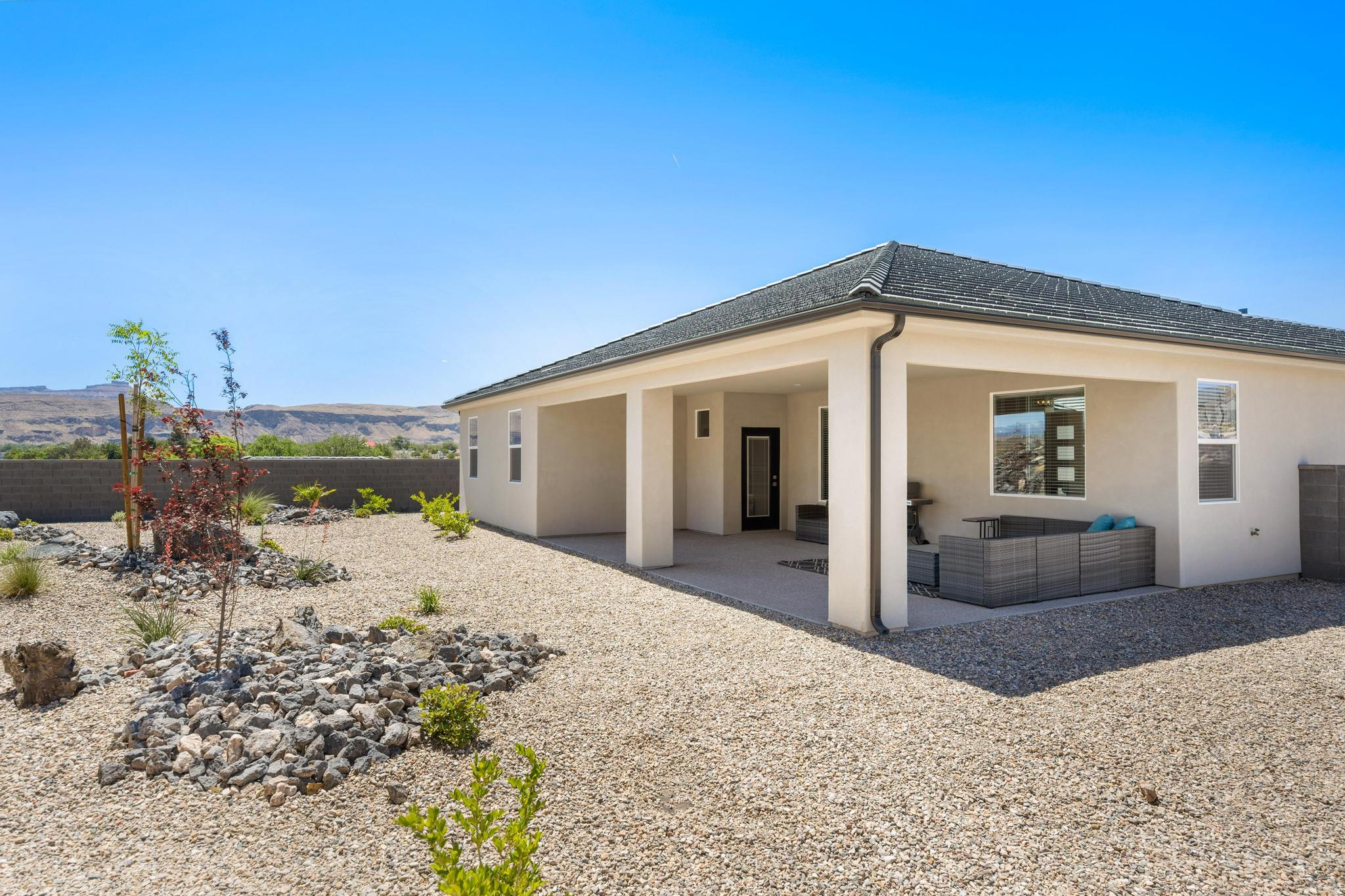 FIRE ROCK - Residential