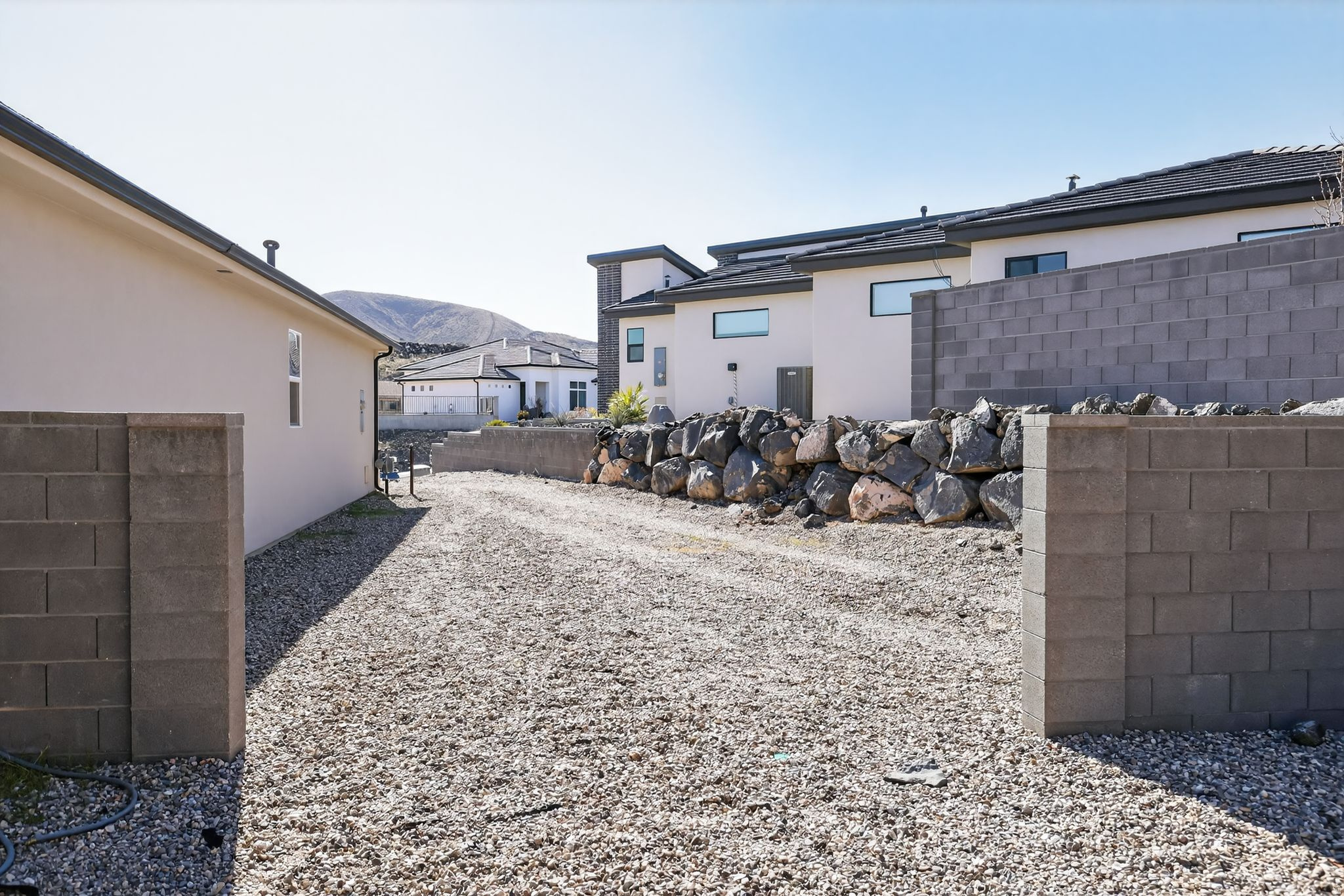 FIRE ROCK - Residential