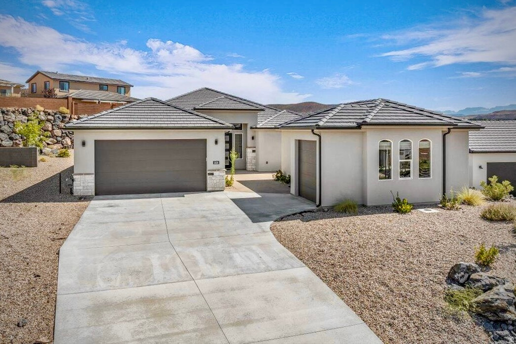 FIRE ROCK - Residential