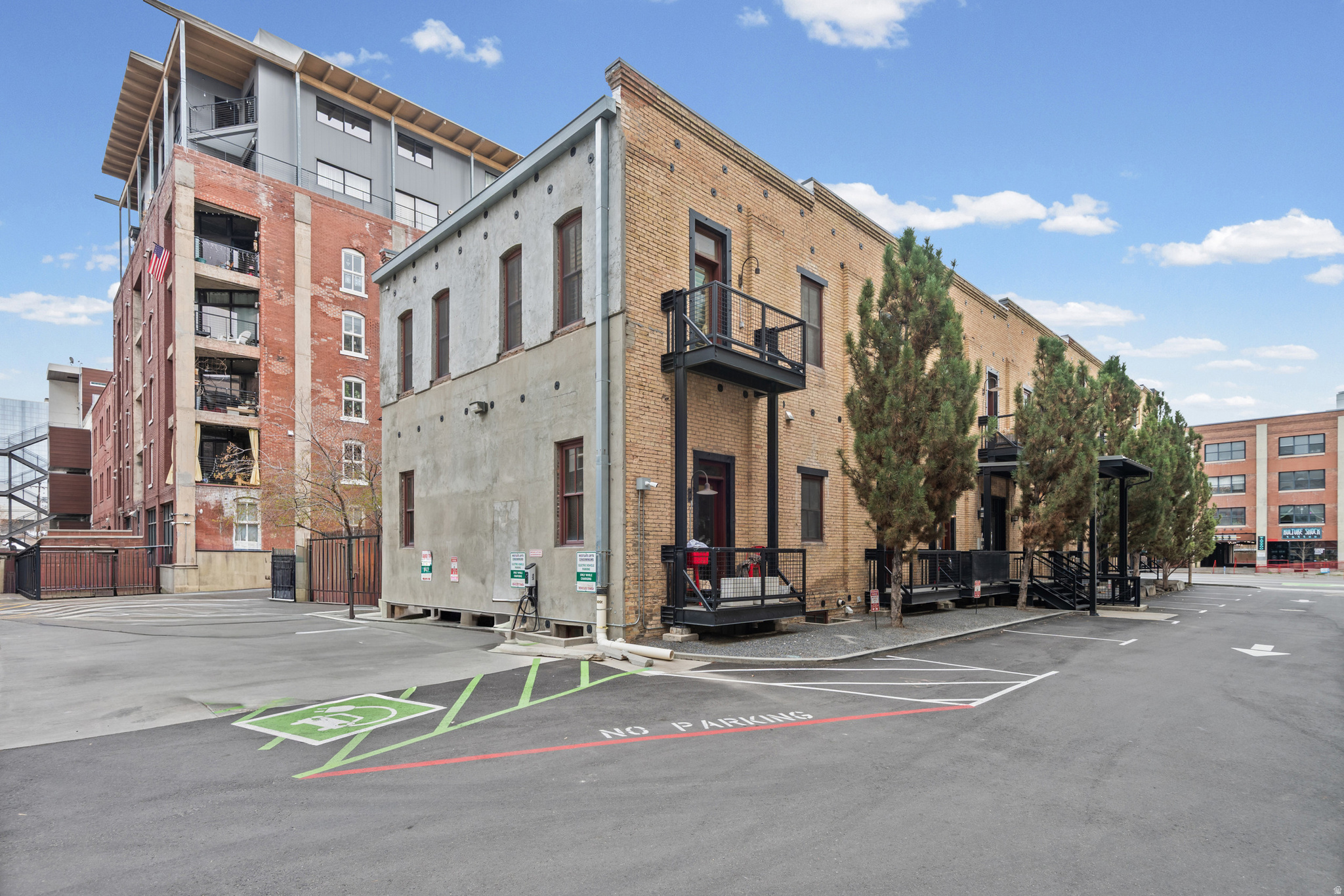 WESTGATE - Residential